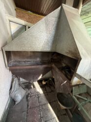 Рестораны, кафе: Столовый арендага берилет бут условия бар Шашлык, самсы, манты, шорпо