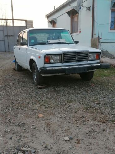 VAZ (LADA): VAZ (LADA) 2107: 1.6 l | 2003 il 86999 km Sedan