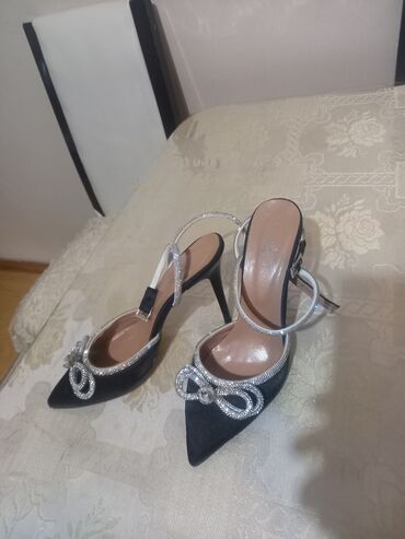 Çantalar: Çiyin çantası — 88