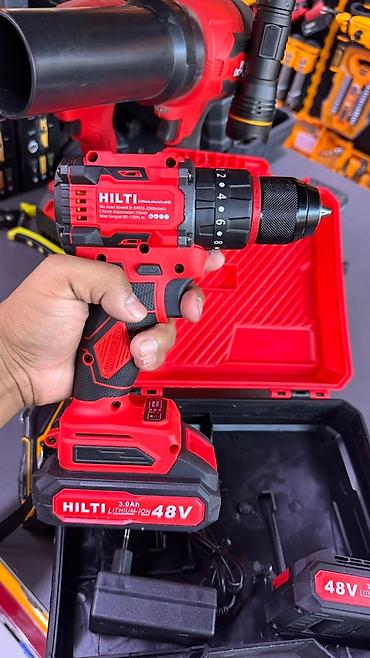 dewalt dcd794d1: Аккумуляторная дрель-шуруповерт (безщеточная) Комплектация: - — 4