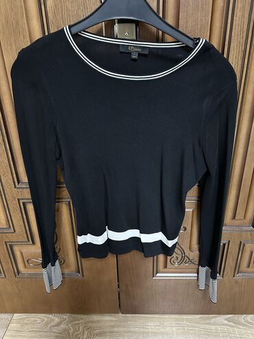 Sviterlər: 10 azn Razmer S/M — 18