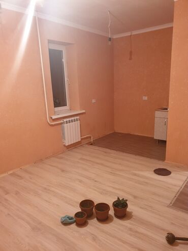 частные инвесторы в бишкеке: Сдаю квартиру одна комната 20 кВ есть душ и санузел внутри