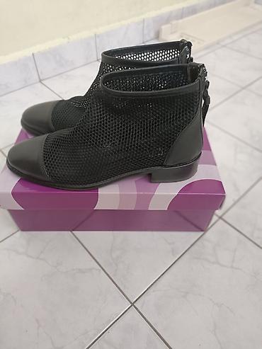 qadin bot: Qadın üçün qara mesh botilər 37 ölçüdə. "Byt shoes" Türkiyə markası — 2