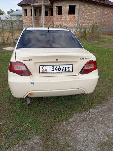 сиденья нексия 1: Daewoo Nexia: 2013 г., Механика, Бензин, Седан