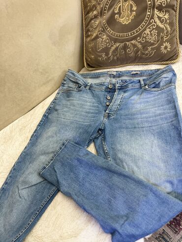 Cinslər: Unisex Orginal Jeans Brendin öz tükanından alınıb Geyinilmeyib