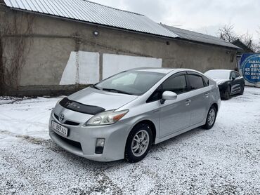 Toyota: Toyota Prius: 2011 г., Гибрид