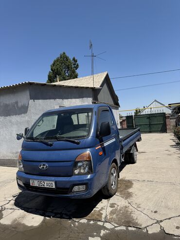 срочная продажа авто по низким ценам: Hyundai Porter: 2017 г., 2.5 л, Механика, Дизель, Van