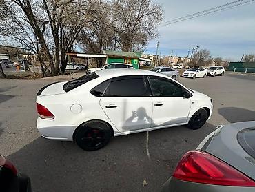 Volkswagen: Volkswagen Polo: 2013 г., 1.6 л, Механика, Бензин, Седан — 14