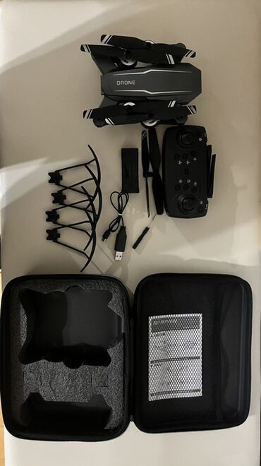 Musiqi alətləri: Qatlanan RC Drone seti Xüsusiyyətlər: - Qatlanan konstruksiya