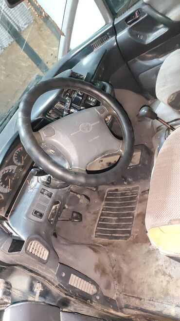 Toyota: Toyota Premio: 1995 г., Минивэн — 12