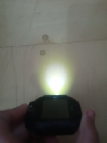 Smart saatlar: Uşaq üçün ağıllı saat – kameralı və fənərli Xüsusiyyətlər: - Rəng — 2