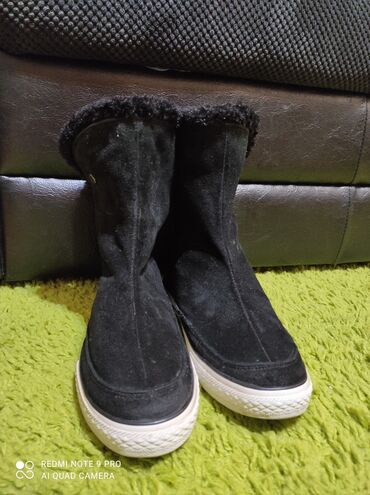 Gležnjače: Gležnjače, Converse, 42 — 3