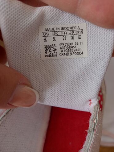 13 oglasa | lalafo.rs: Adidas original baby nehodajuće patikice