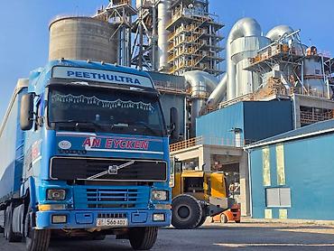 hiab 250: Тягач, Volvo, Шторный — 3