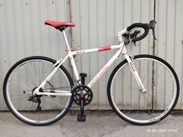 шоссейный велосипед фикс: Корейские шоссейные велосипед! Рамы Алюминиевые! Размер рамы 49!