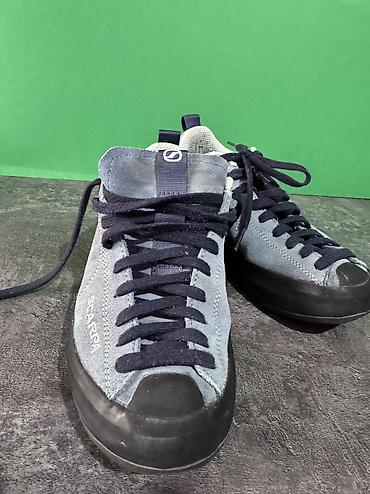 сапаги бу: Продам спортивные городские кроссовки фирмы Scarpa. Состояние хорошее — 5