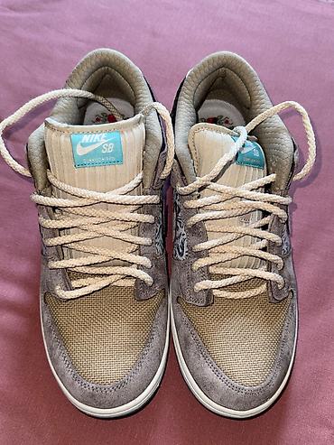 Krasofkalar və idman ayaqqabıları: Nike (SB Dunk Low Pro) (Kişi) Original yeni, Amerikadan alınıb. Ölçü — 12