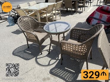 старые стулья: Balkon üçün, Açılmayan, Yumru masa, 2 stul
