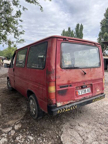 хорошие машины: Ford Transit: 1988 г., 2 л, Механика, Бензин, Фургон