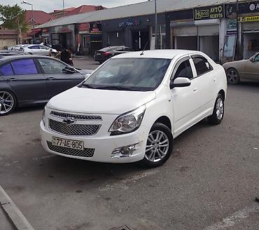 Chevrolet: Chevrolet Cobalt sedan - Kuzov: 4 qapılı sedan, ağ və qara rəng — 10