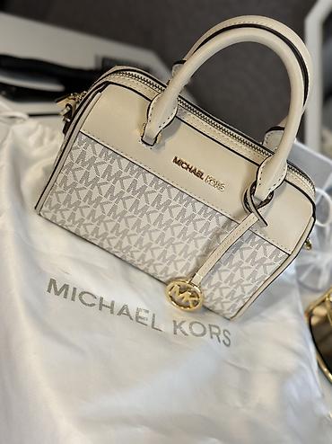 canta satışı: Michael Kors Jet Set Travel XS Duffle Crossbody modeli. 350 azn — 2