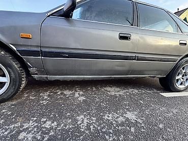 Mazda: Mazda 626: 1990 г., Седан — 8