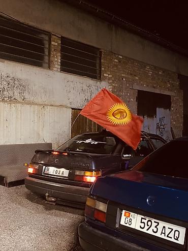мотоцикл спорт байкер: Volkswagen Passat: 1989 г., 1.8 л, Кол менен иштөөчү, Бензин, Седан — 8