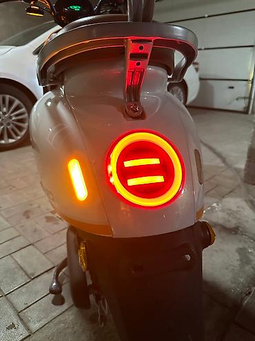 Скутеры: Тип скутера 150 куб. см, Электро, Б/у — 7