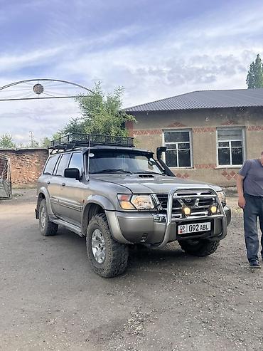 Nissan Patrol: 2000 г., 3 л, Механика, Дизель, Внедорожник