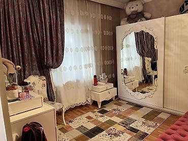 Salam Hövsnda ev ve abyek satıllır Senet kupçadı Merkezdedi Abyekt