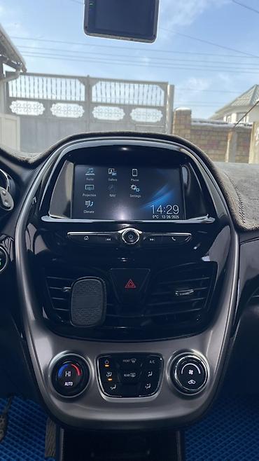 Chevrolet: Chevrolet Spark: 2016 г., 1 л, Автомат, Бензин, Хэтчбэк — 18