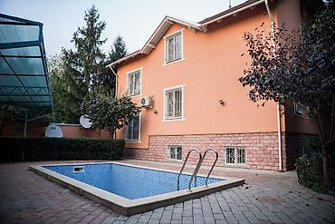 баа: 6 бөлмө жана андан көп, 320 м², 15 соток, Бишкек, Төмөнкү Джал (Джал-23) Риелтор — 5