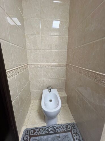 Посуточная аренда квартир: 4 комнаты, Душевая кабина, Постельное белье, Кондиционер — 28