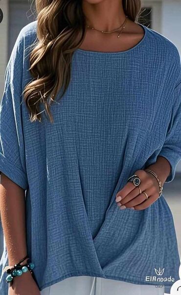 tunike bluze: Bluza 
2400 din