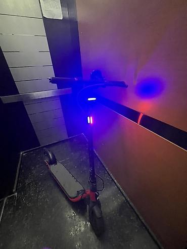 Salam hec bir problemi yoxdur satılma sebebide yeni skuter alacam deye