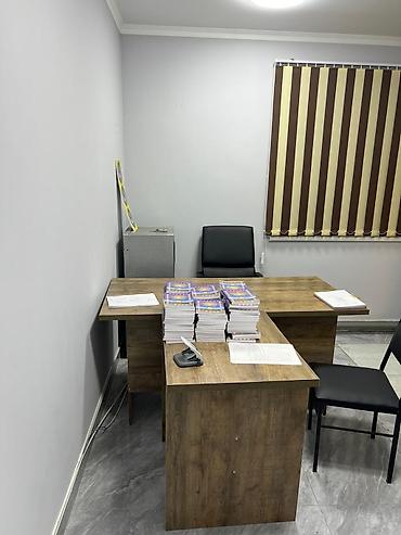 ниже: 🏢 СРОЧНО ПРОДАЁТСЯ КОММЕРЧЕСКОЕ ПОМЕЩЕНИЕ 📍 Назначение: свободное 📐 — 5