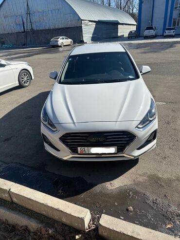 Hyundai: Hyundai Sonata: 2017 г., 2 л, Типтроник, Газ, Седан