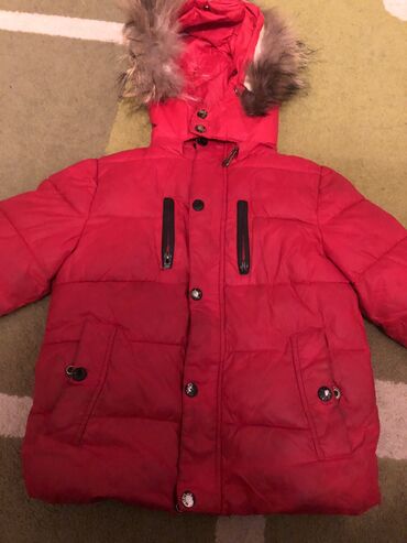 podarok zhenshchine na den rozhdeniya: Детская куртка на 2 -3 годика в идеальном состоянии