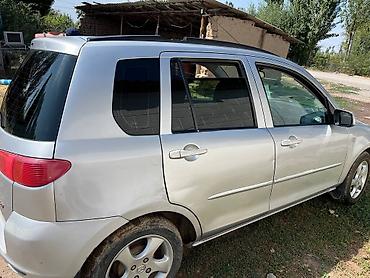 Mazda 2: 2003 г., 1.6 л, Кол менен иштөөчү, Бензин, Хетчбек — 2