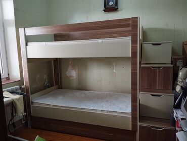 Oğlan və qız üçün, Çarpayı, Matras ilə, Siyirməli