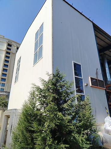 Sənaye tipli metal karkaslı bina – sendviç panelli fasad Məhsulun — 3