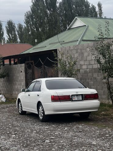 Toyota: Toyota Crown: 2.5 л, Автомат, Бензин, Седан