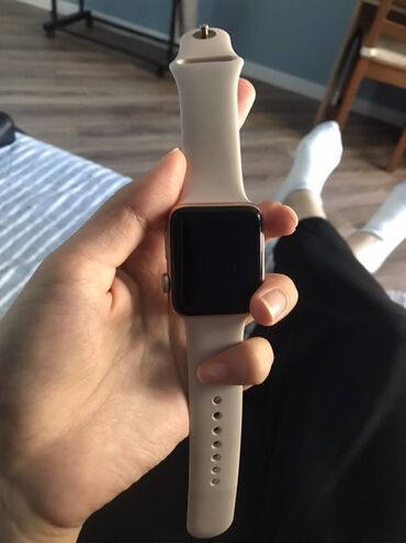 часы fossil: Смарт-часы Apple Watch Series 3 в корпусе цвета розового золота с