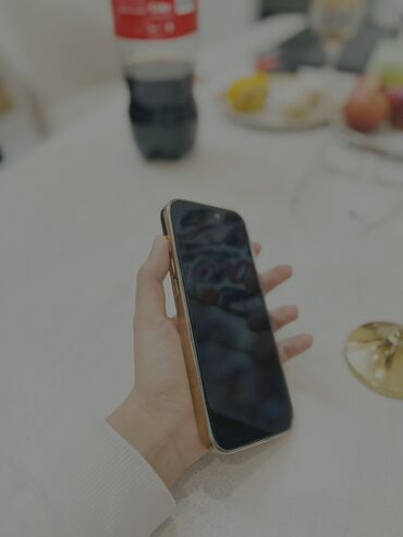 Apple iPhone: IPhone 16 Pro Max, Золотой, Зарядное устройство, Защитное стекло, Чехол, 94 % — 13