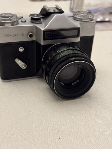 optik madem: Təcili fotoaparat satılır işlək vəziyətdir. Zenit-E fotoaparatosu