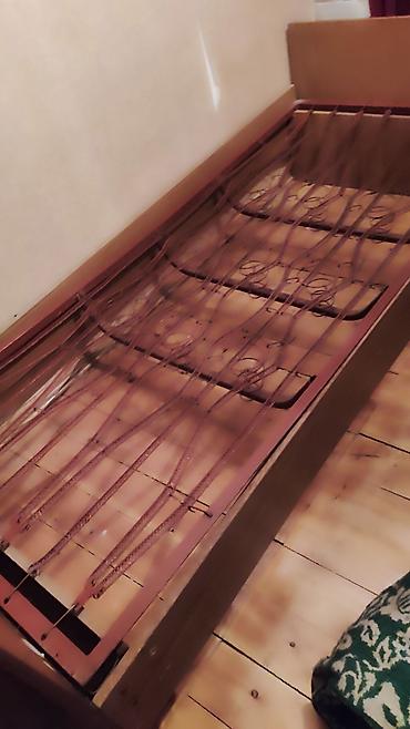 Çarpayılar: İşlənmiş, Təknəfərlik çarpayı, Bazasız, Matrassız, Siyirməsiz -da lalafo.az — 12 Çarpayılar: İşlənmiş, Təknəfərlik çarpayı, Bazasız, Matrassız, Siyirməsiz — 12