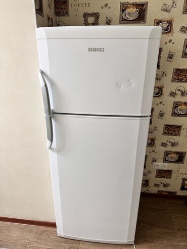 дорожный холодильник: Муздаткыч Beko, Колдонулган, Эки камералуу, De frost (тамчы), 68 * 168 * 58