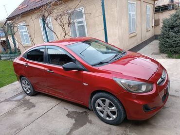 солярис 2014: Hyundai Solaris: 2012 г., 1.4 л, Автомат, Газ