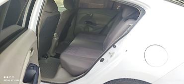 Honda: Honda Insight: 1.3 l | 2010 il Hetçbek — 11