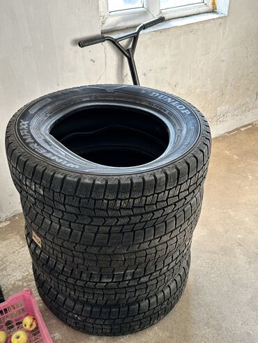 Шины: Шины 195/65 R 15 Зимние Б/у